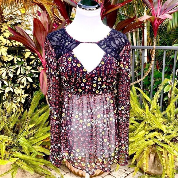 BCBGeneration Lace Yoke Bell Sleeve Top - Picture 2 of 11